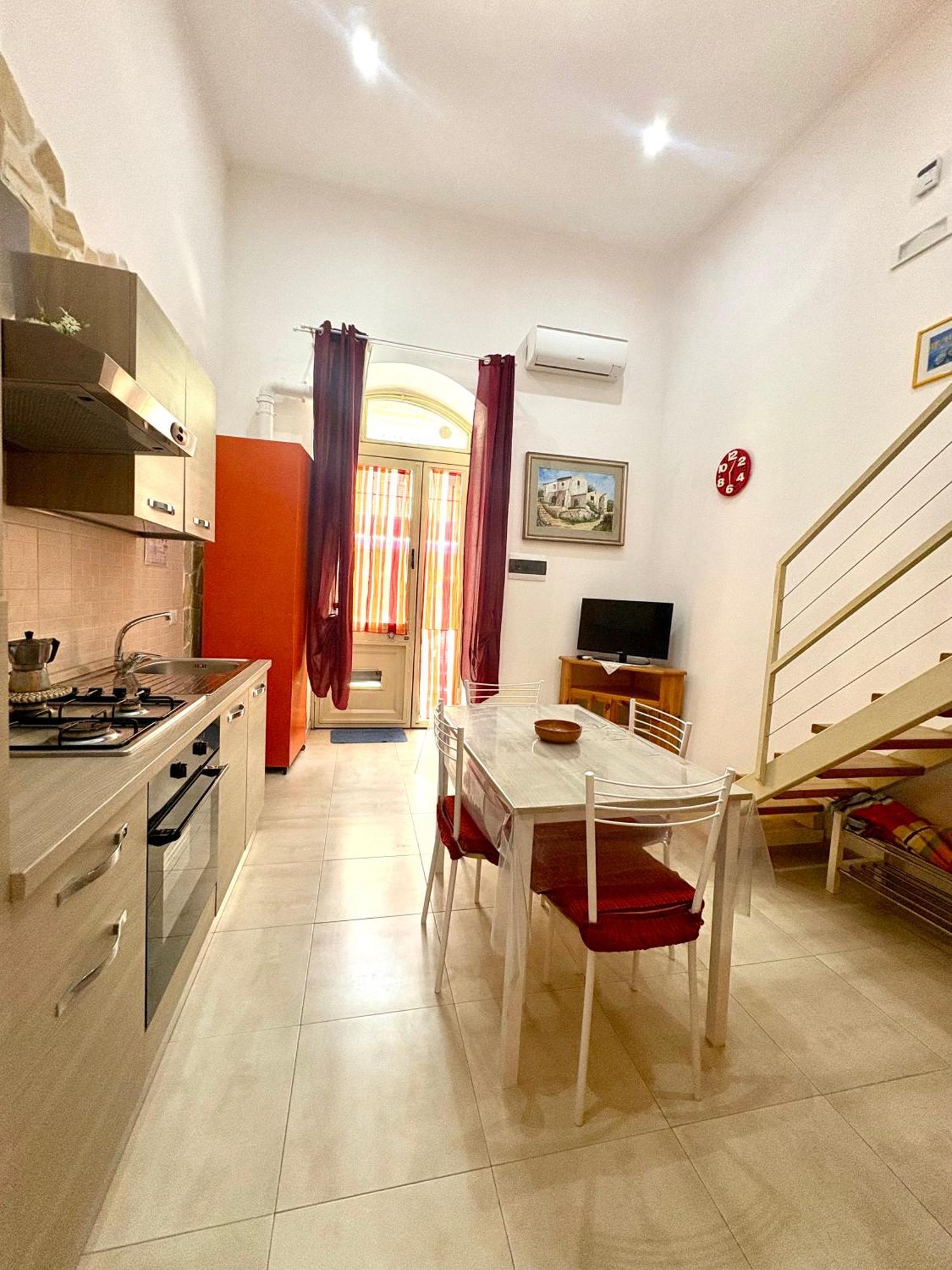 Joanna Studio Flat Джардини-Наксос Экстерьер фото